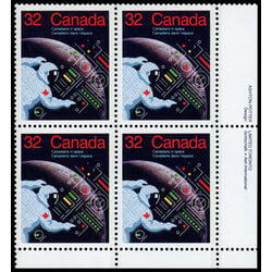 canada stamp 1046 astronaut and control panel 32 1985 PB LR